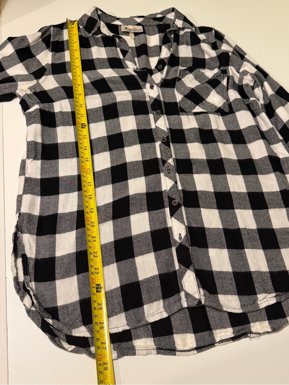 Hester & Orchard Women’s Black and White Buffalo Plaid Flannel Button-Up Shirt - Picture 6 of 7